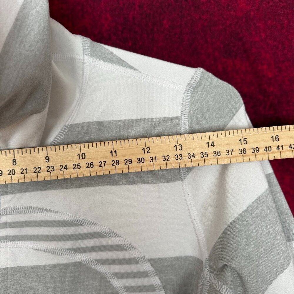 LULULEMON ATHLETICA WOMENS STRIDE HIGH NECK JACKET WHITE GRAY STRIPES, 6 - Picture 15 of 16